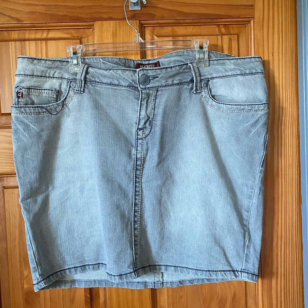 Light Wash Denim Jean Skirt